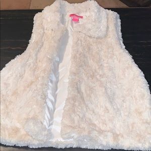 Betsey Johnson Cream Shag Vest - Women’s Medium